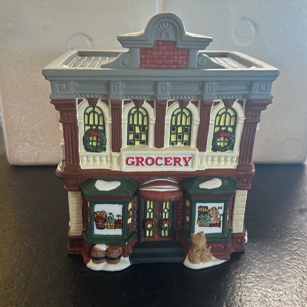 Heartland Valley Village Lighted Building Grocery Store O' Well 1997-box